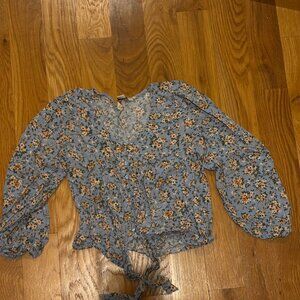 American Eagle floral top XS/S
